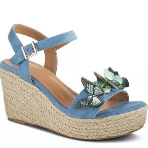Brand new Patrizia Gem Blue Butterfly Wedge Larissa Sandals 9